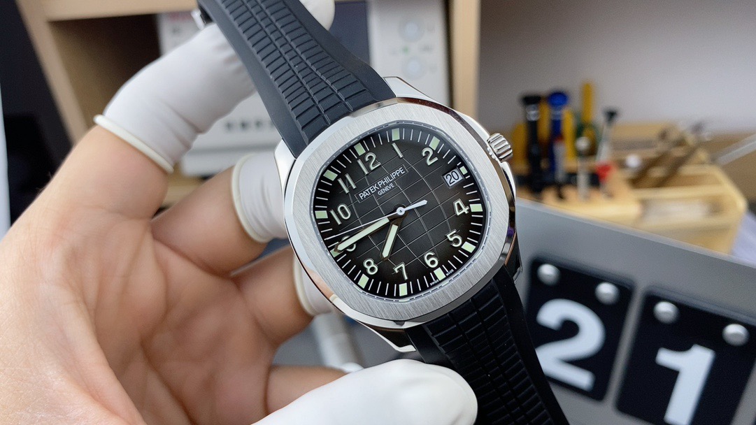 3K Patek Philippe Aquanaut Black