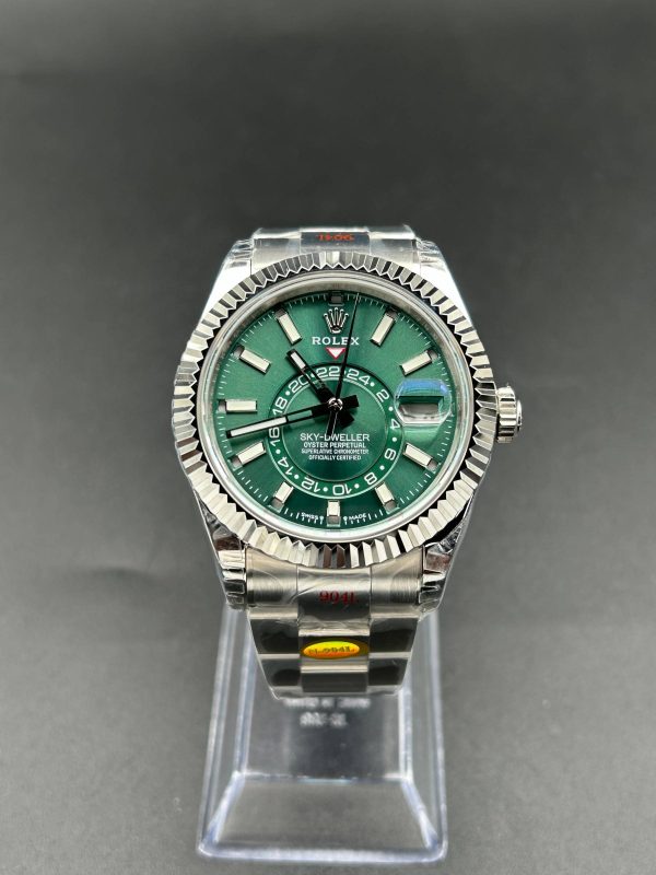 Noob Factory Rolex Sky-Dweller 336934 42mm Oyster Green Dial Super Clone